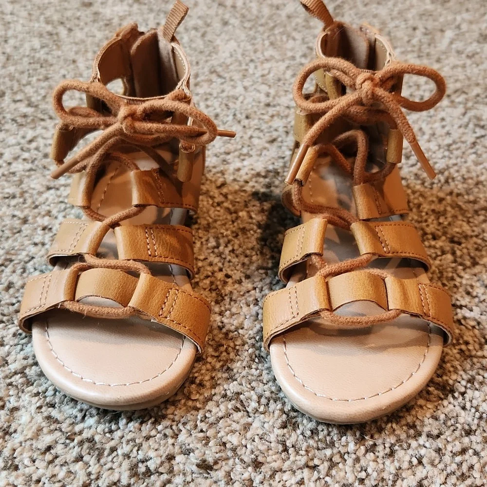 Old Navy | Gladiator Tan Sandals